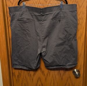 Men's Big & Tall Extreme Motion Flat Front Short